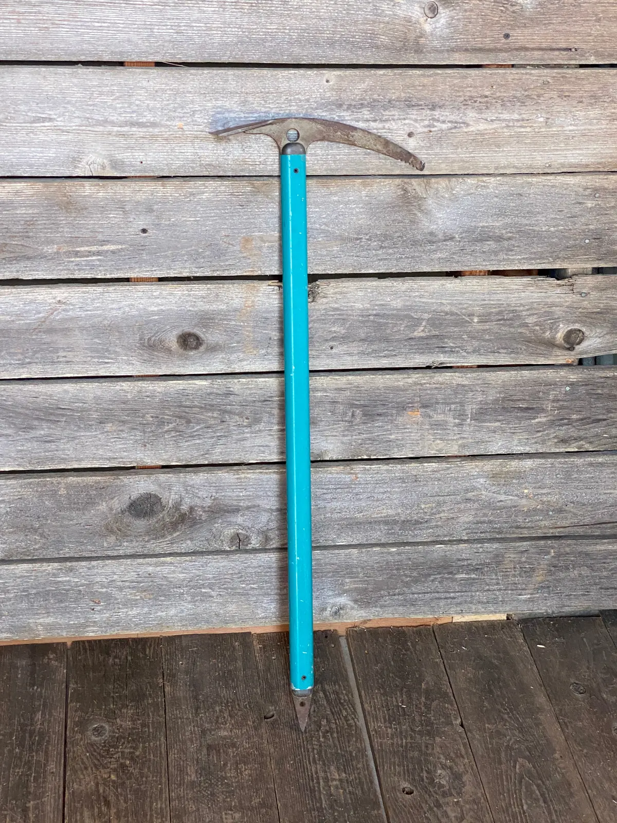 Classic Mountaineering Ice Axe 2