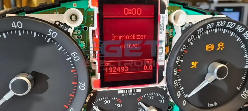Vw Golf  Mk 5  Lcd Replacement Instrument Cluster (Full Lcd) 1