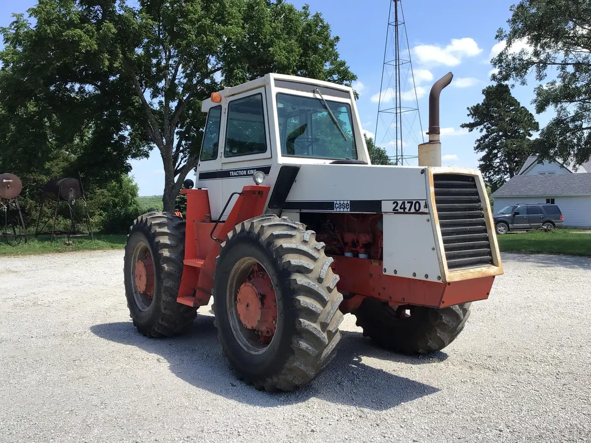 Case Ih 2470 Tractor Official Operator's Manual 1