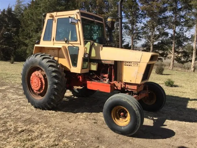 Case Ih 1175 Tractor Official Operator's Manual 1