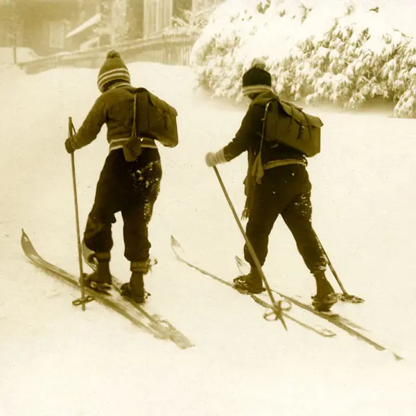 Vintage Ski Photo - Children Skiing 1