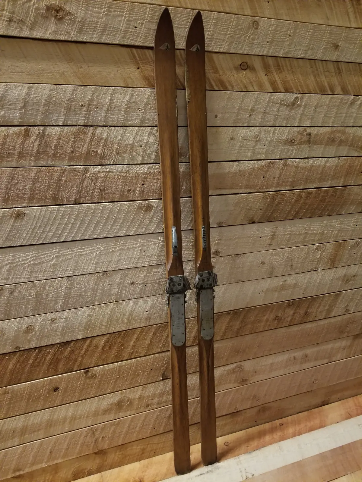 Vintage Skis - Gregg Mfg. Ski Co. 2