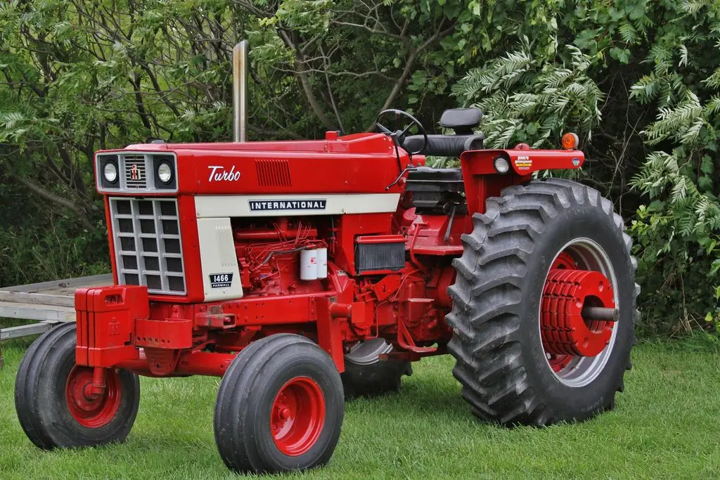 Case Ih 1466 Turbo Diesel Tractor Official Operator's Manual 1