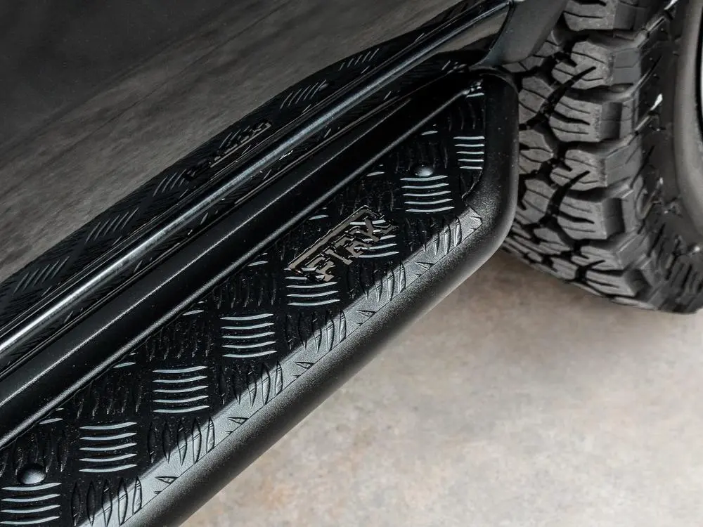 Piak Side Step (Can Use For Rails, Black) For Toyota Fortuner Gun156r (8/2015 To 5/2018) 1