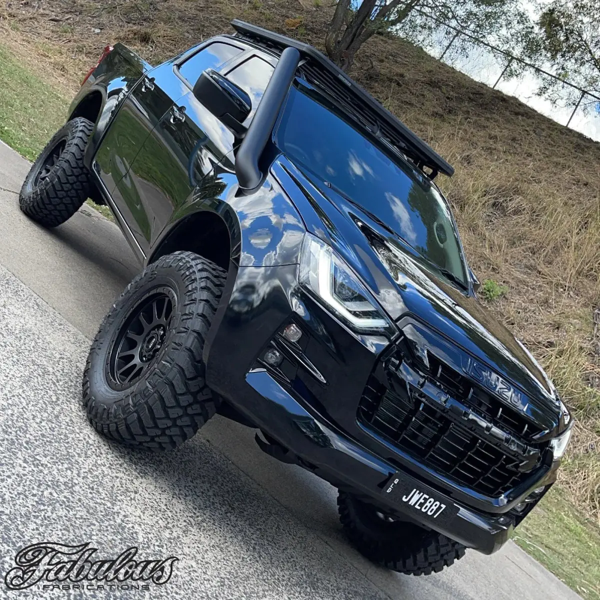 Fabulous Fabrications Stainless Snorkel For Isuzu Dmax 2020 Onwards Seamless (Fabulous Endcap) X-Terrain / Short Entry / Colour Code Seamless (Fabulous Endcap) X-Terrain / Short Entry / Colour Code 1