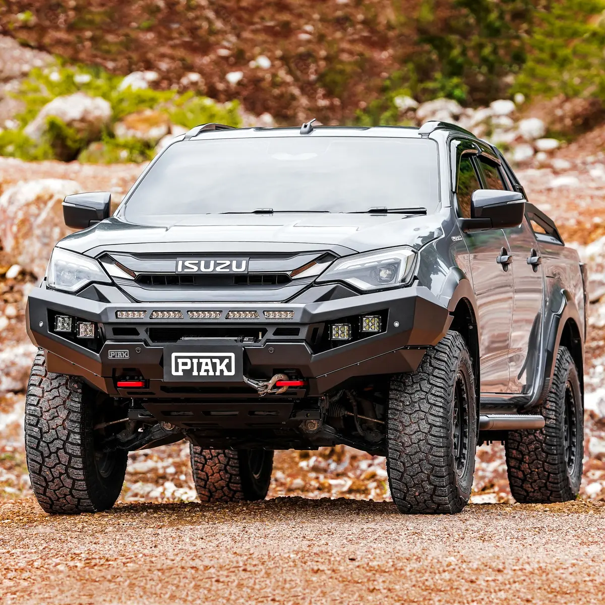 Piak Genesis Non Loop Bar (Black Recovery Points & Black Bash Plate) For Isuzu D-Max 24+ Facelift 1