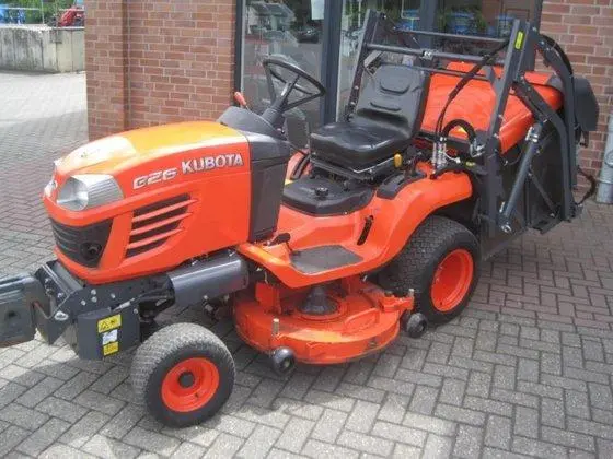 Kubota G23 G26 Ride On Mower Official Instruction Manual 1