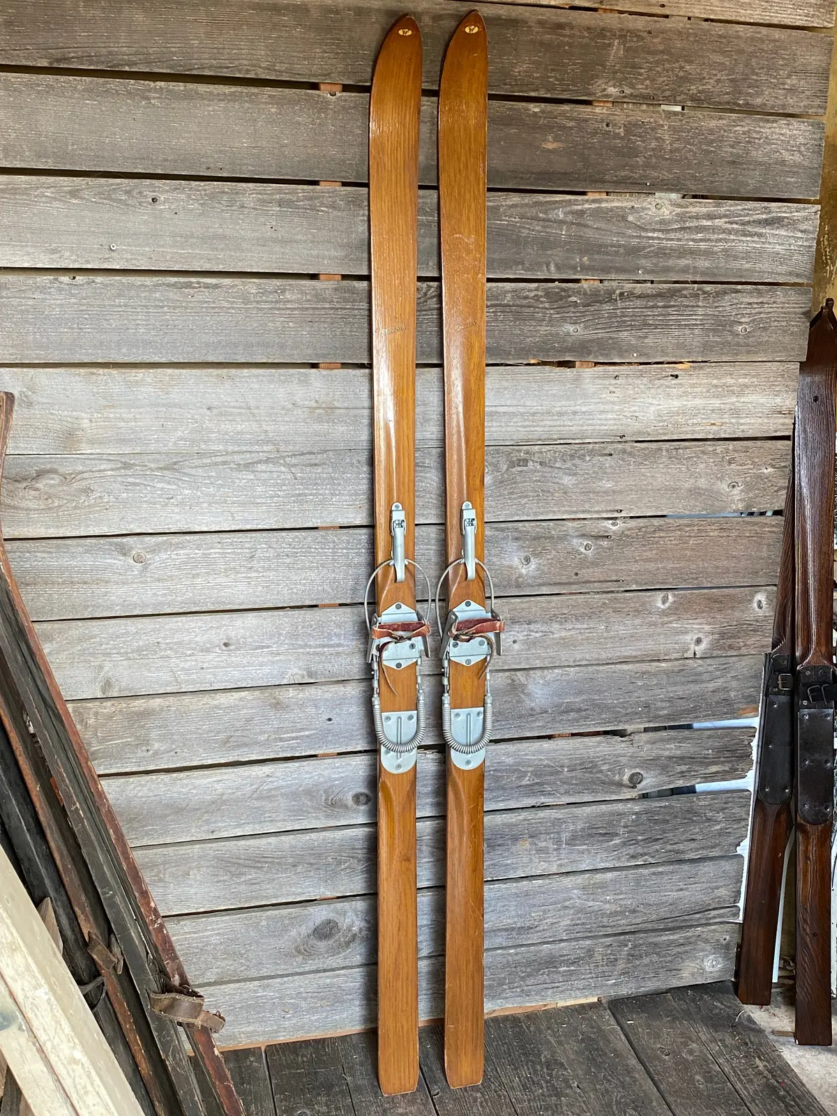 Vintage Northland Co. Monarch Skis 1