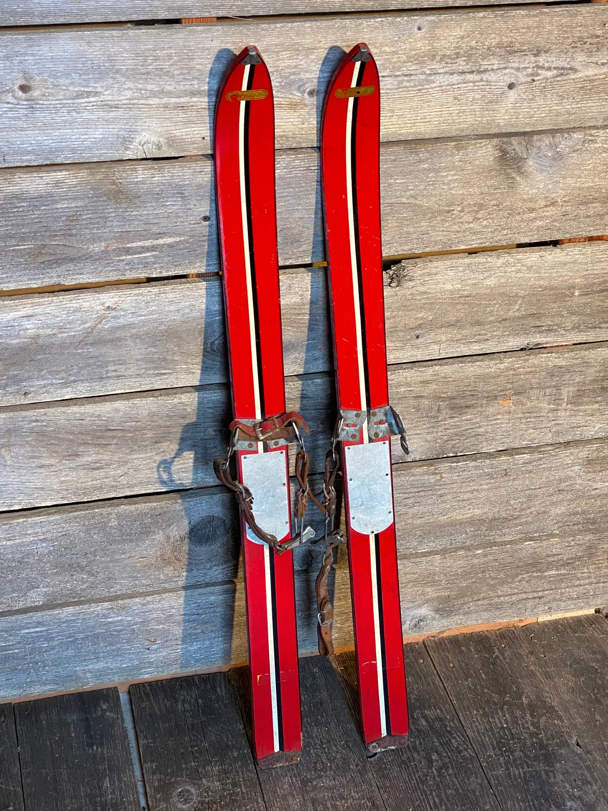 Vintage Kids Red Stratco Skis 1