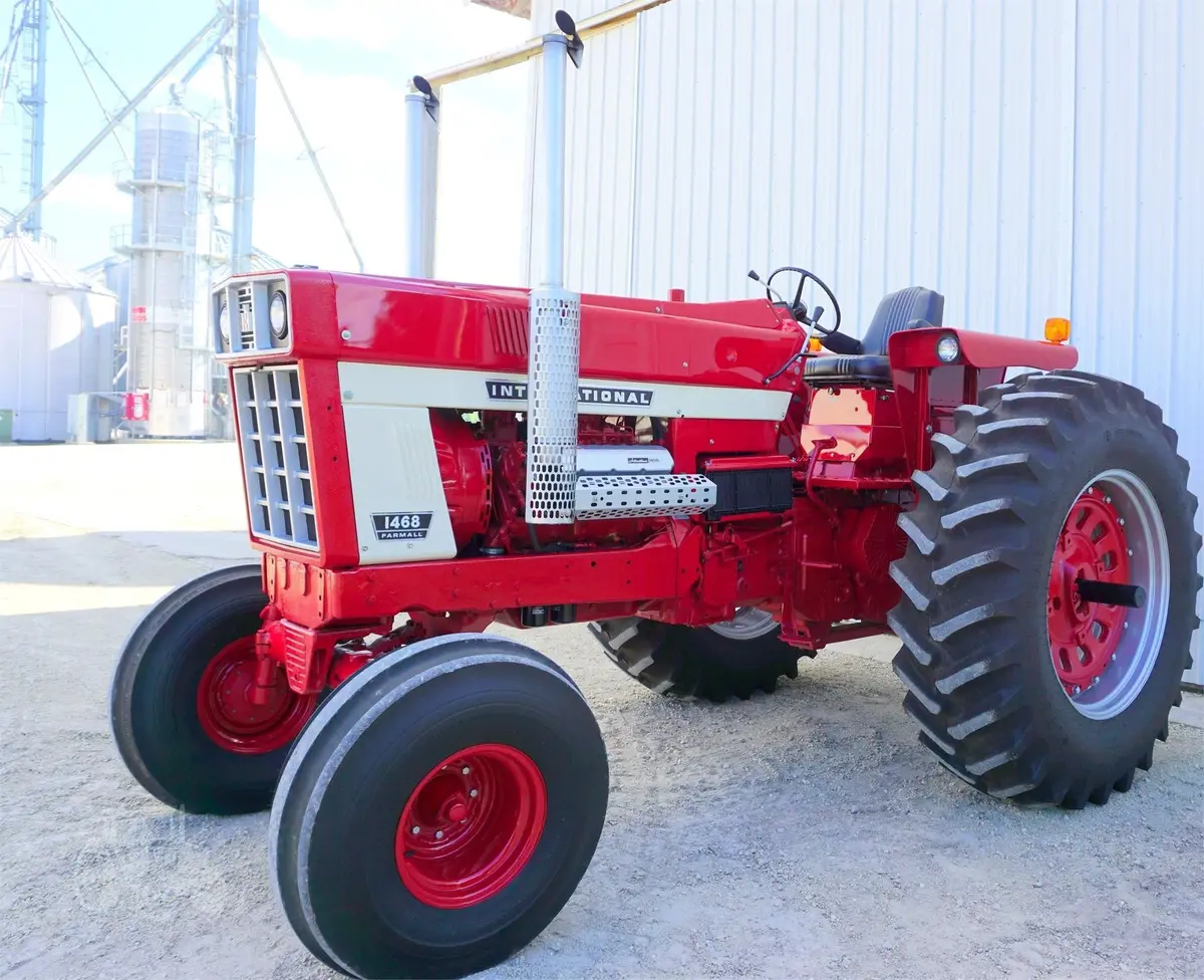 Case Ih 1468 Tractor Official Operator's Manual 1