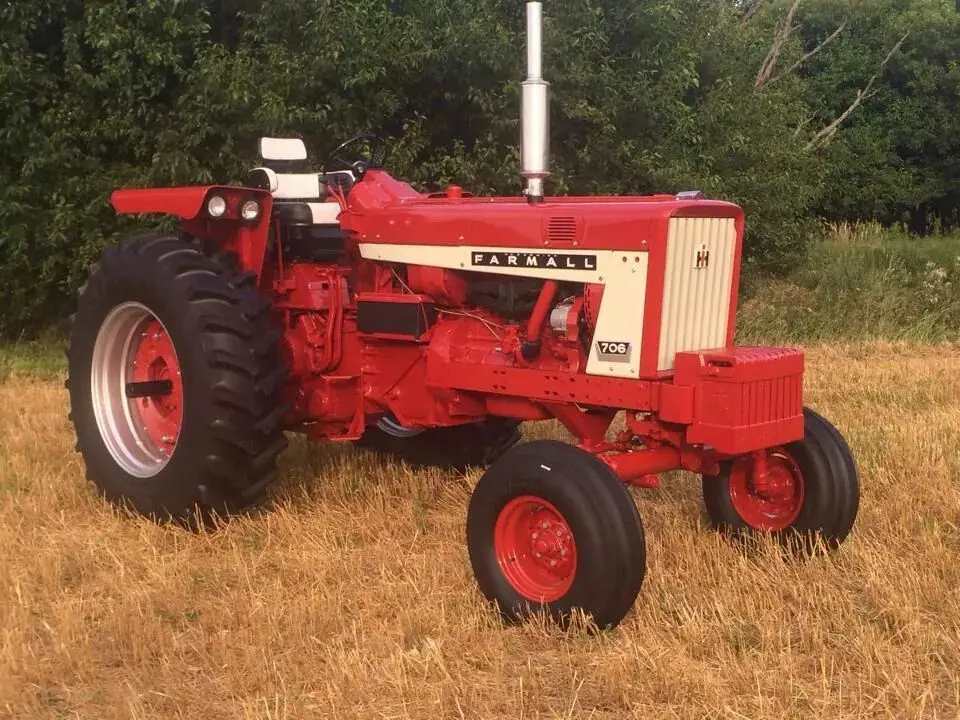 Case Ih 706 Tractor Official Operator's Manual 1
