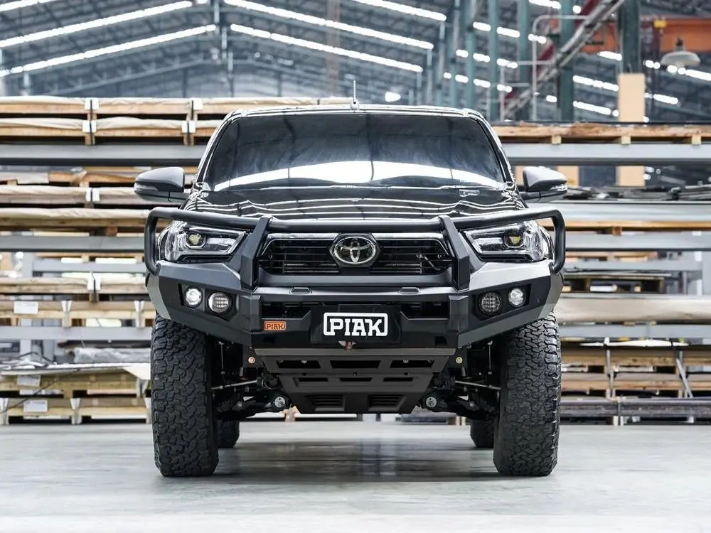 Piak Elite Loop Bar For Toyota Hilux (5/2020 To 7/2024) 1