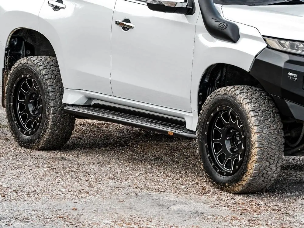 Piak Side Step (Can Use For Rails, Black) For Mitsubishi Pajero Sport (8/2020 On) 1