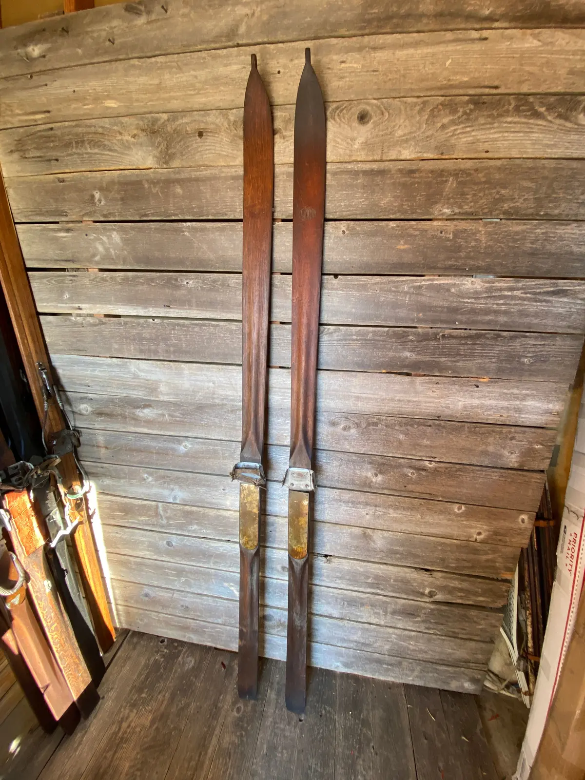 Harvey Dodds Vintage Pointed Tip - 1920S Downhill Skis 1