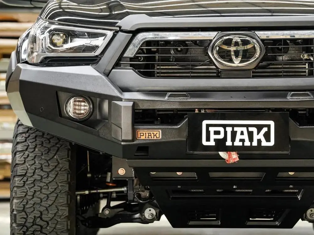 Piak Elite Non Loop Bar For Toyota Hilux (5/2020 To 7/2024) 3