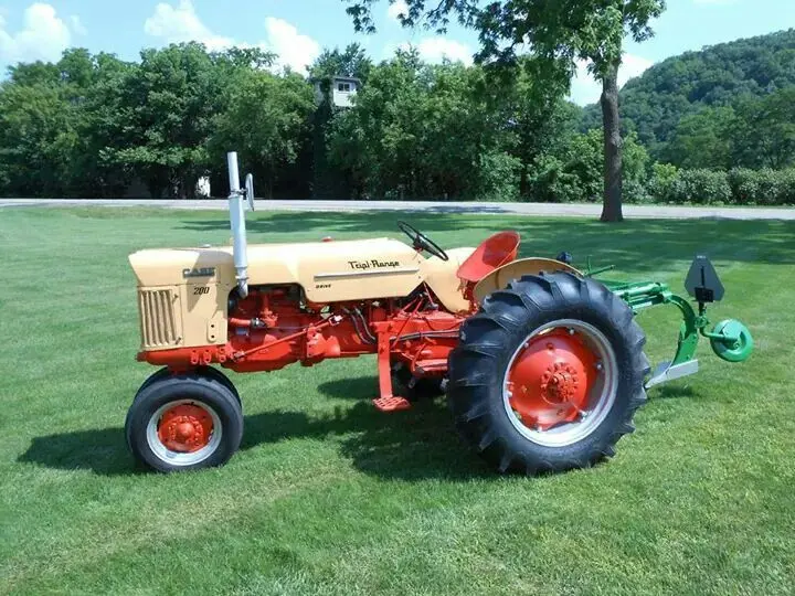 Case Ih 200B Series Wheel Tractor Official Operator's Manual 1