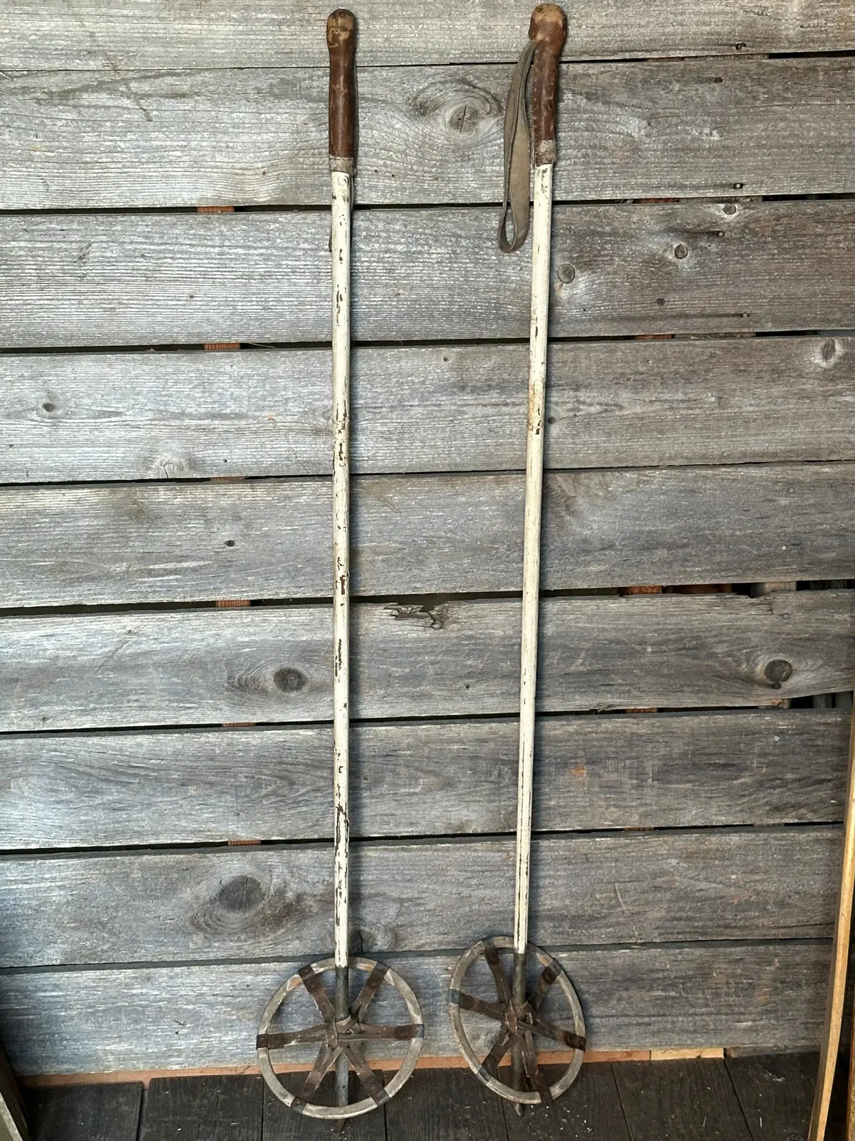 10Th Mountain Division - Vintage Ski Poles 1