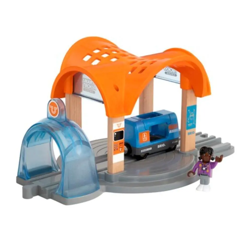 Action Tunnel Station 1