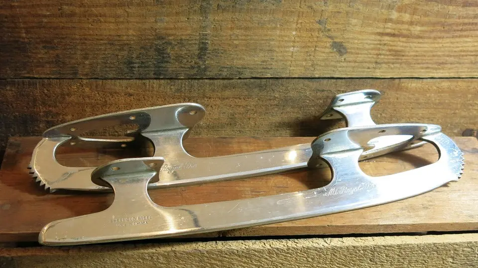 Vintage Mt. Royal Pro Ice Skates (Canada) 1