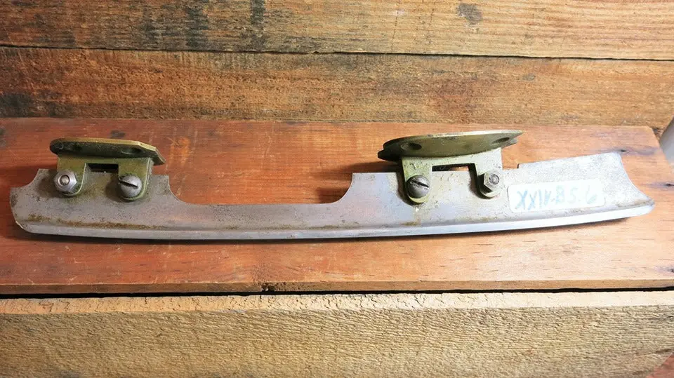 Antique J. Howarth No. 100 Sheffied Ice Skate 1