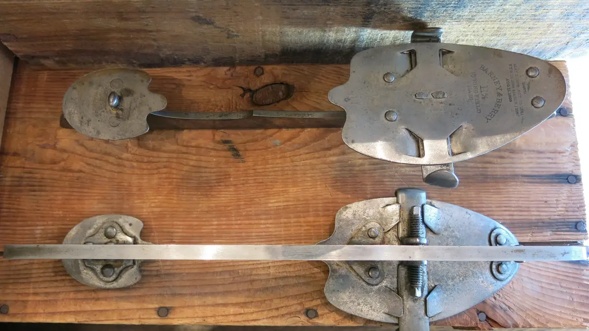 Barney And Berry Clamp Style Ice Skates Circa 1896 2