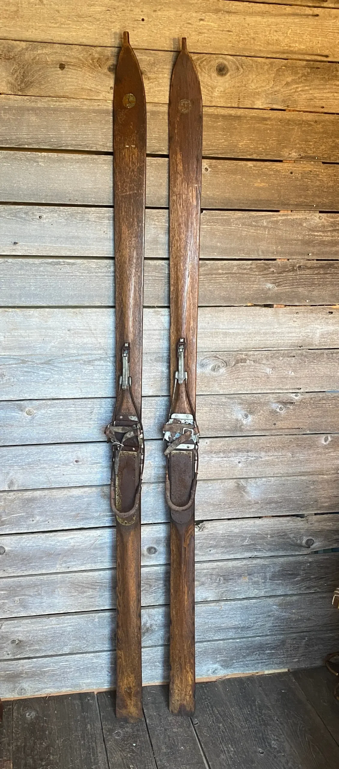 Antique Broadmount Downhill Skis 1