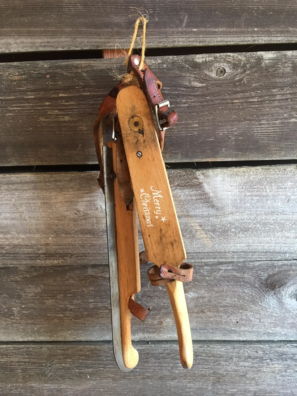 Dutch Vintage Ice Skates With Holiday Decor Stencil 1