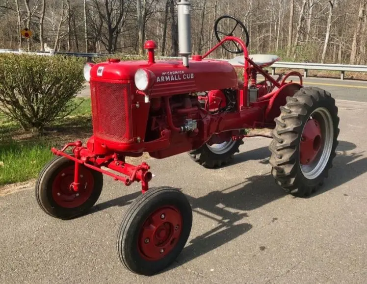 Case Ih Cub Tractor Official Operator's Manual 1