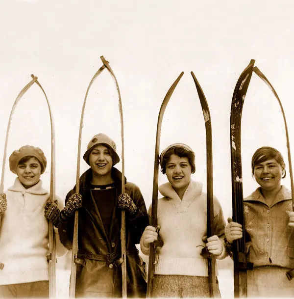 Vintage Ski Photo - Girls Of Skiing 1
