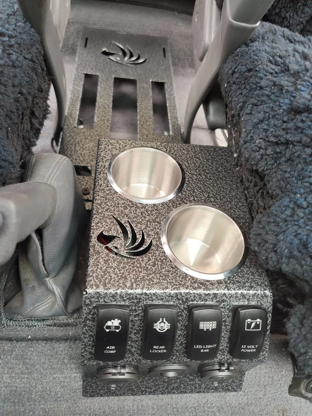 Huracan Fab 76 Series Wgn & 79 Series D/Cab Landcruiser Fridge Compatible Centre Console 1