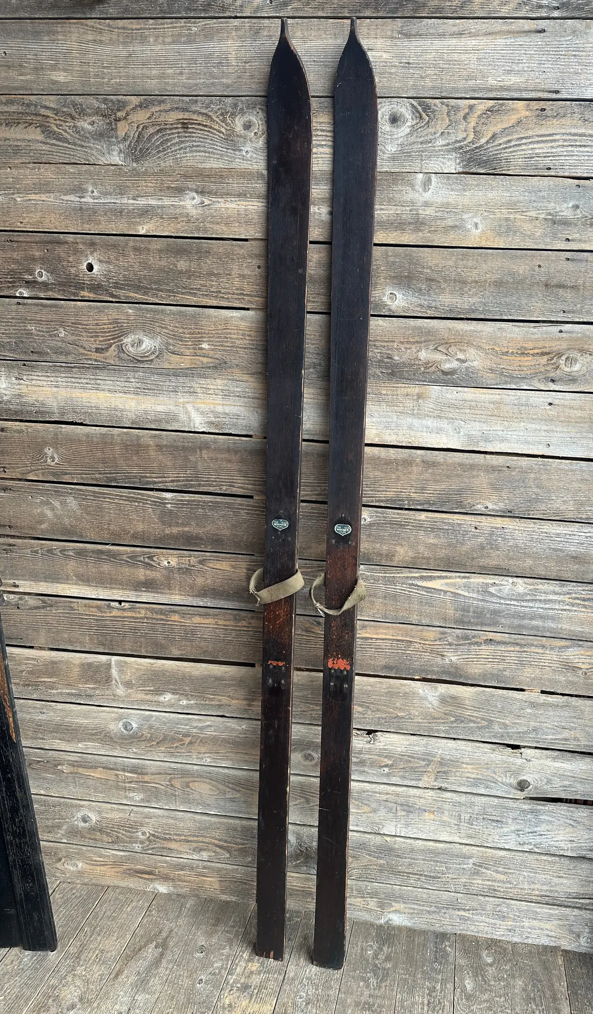 Antique Winner Line Usa Skis 1