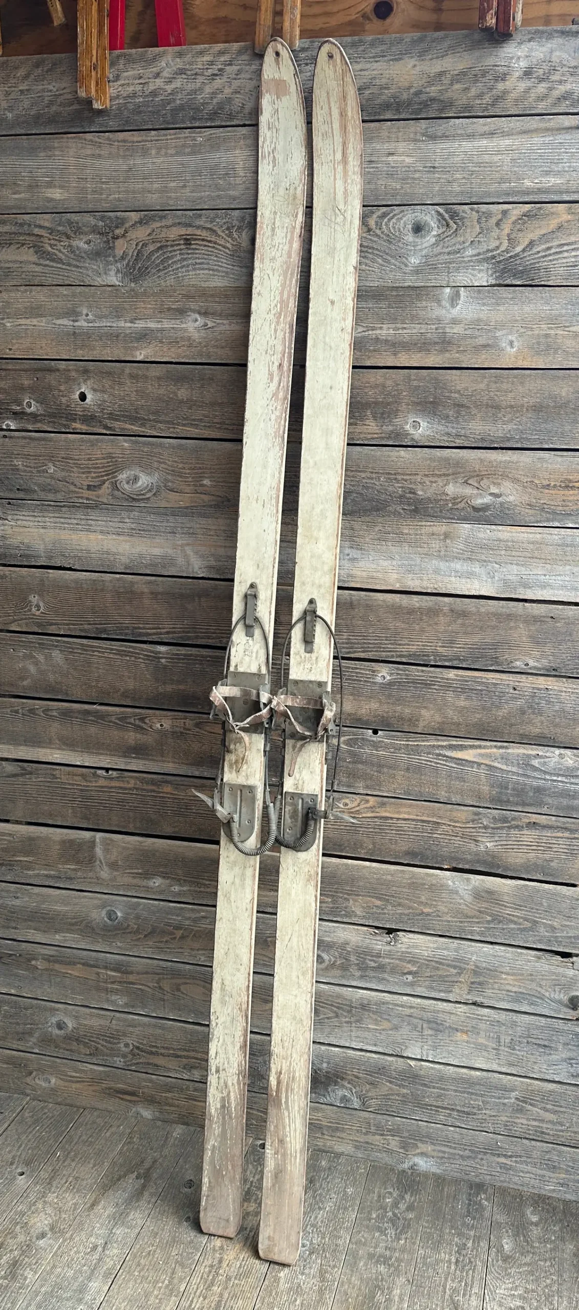 10Th Mountain Division Downhill Skis 1