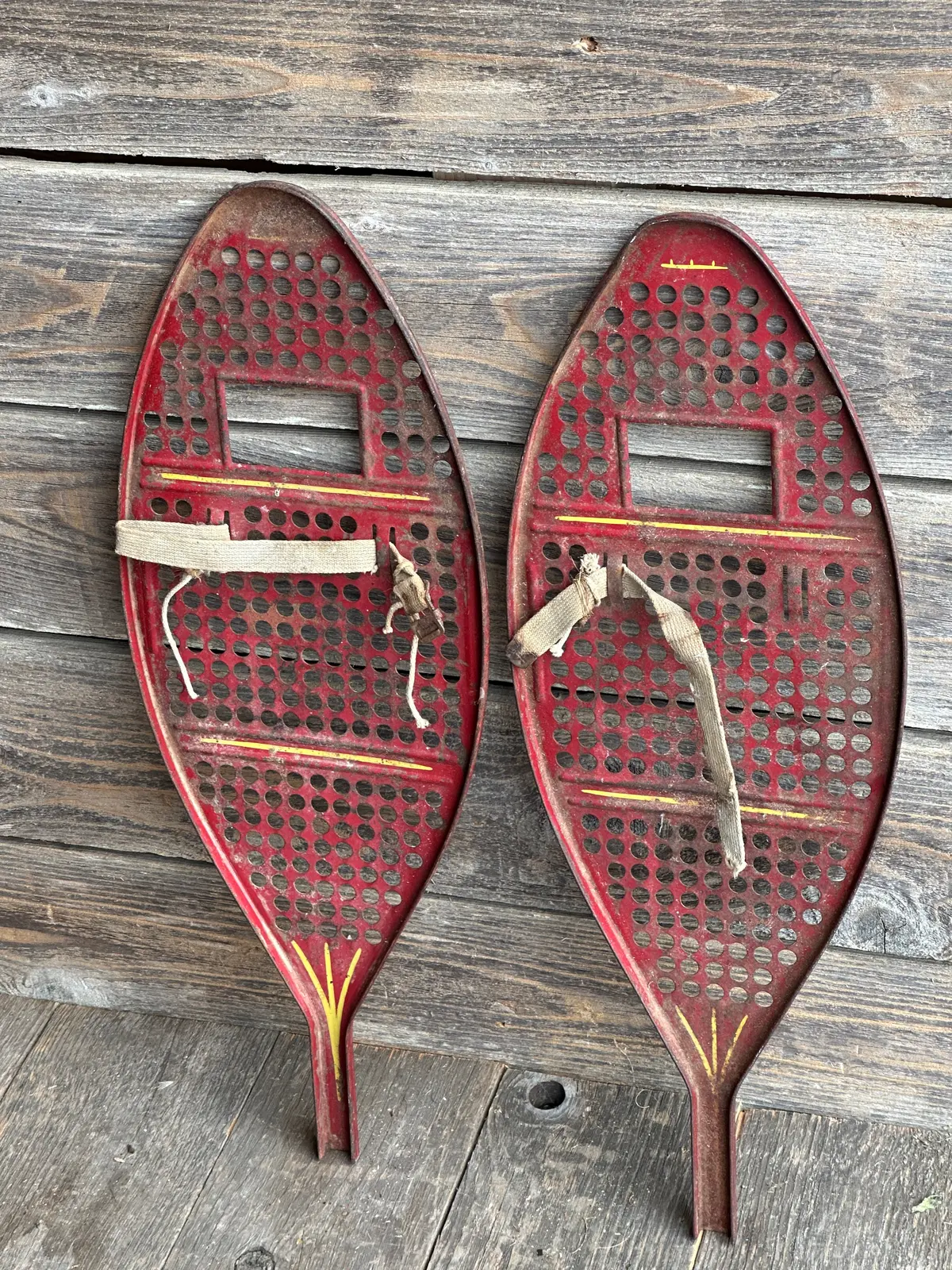 Vintage Metal Snowshoes - White 1