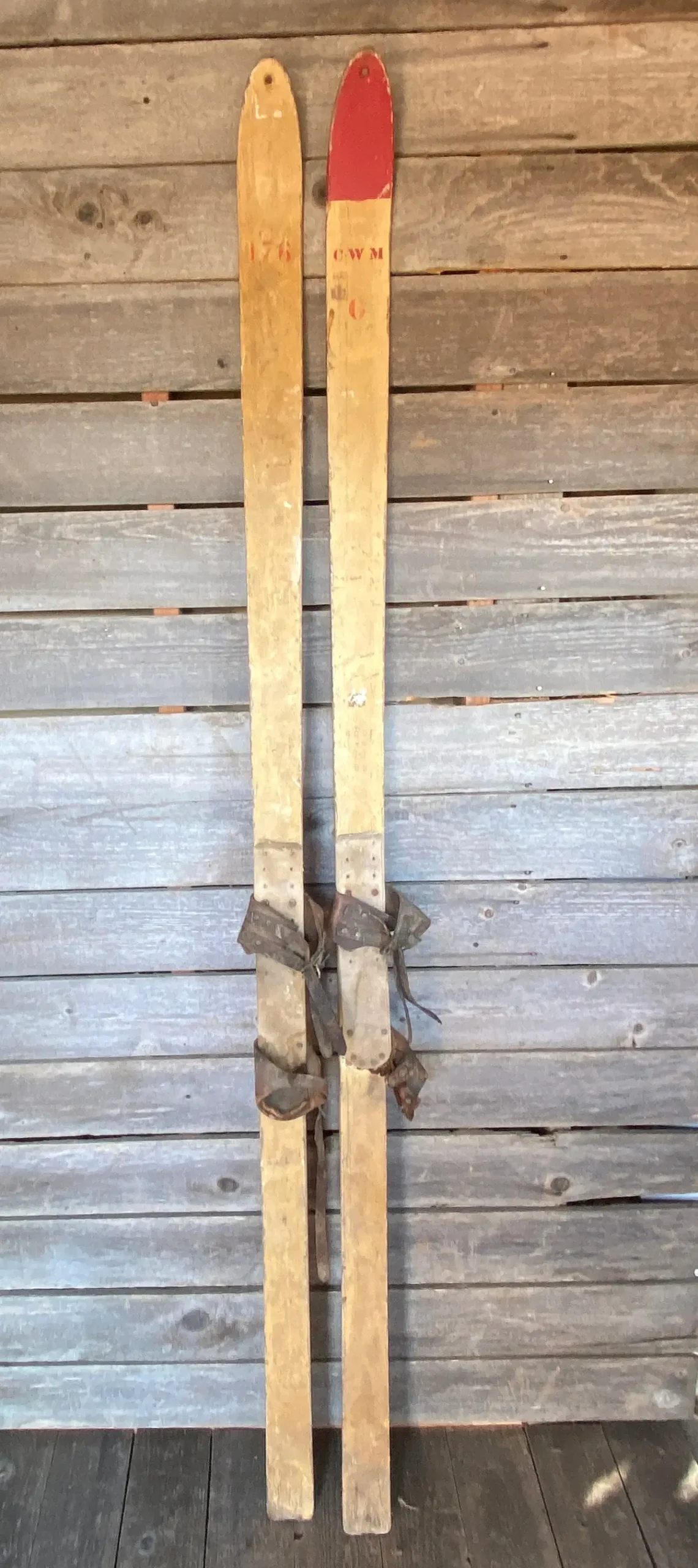 Vintage U.S. Military 10Th Mountain Division Skis 1