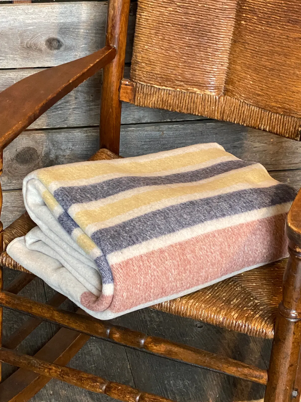 Cream Bay Blanket With Stripes Wool Blanket 1