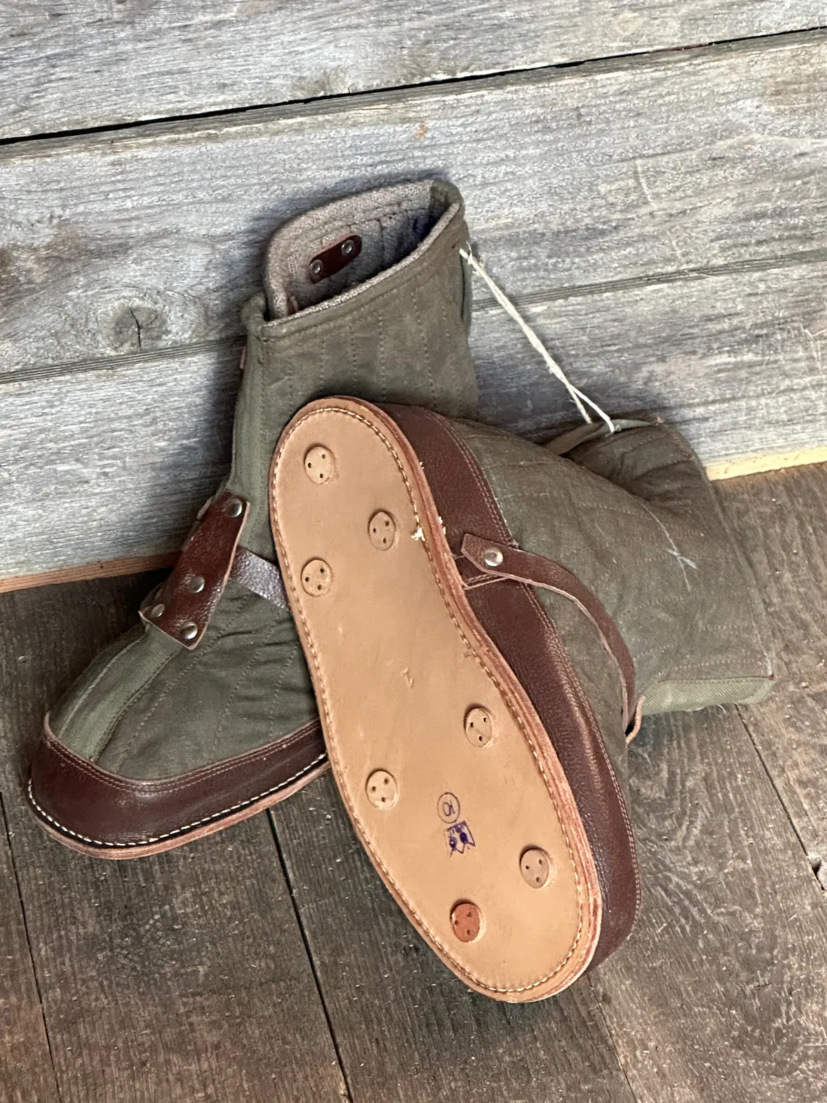 Vintage Mountain Trooper Winter Overboots 2