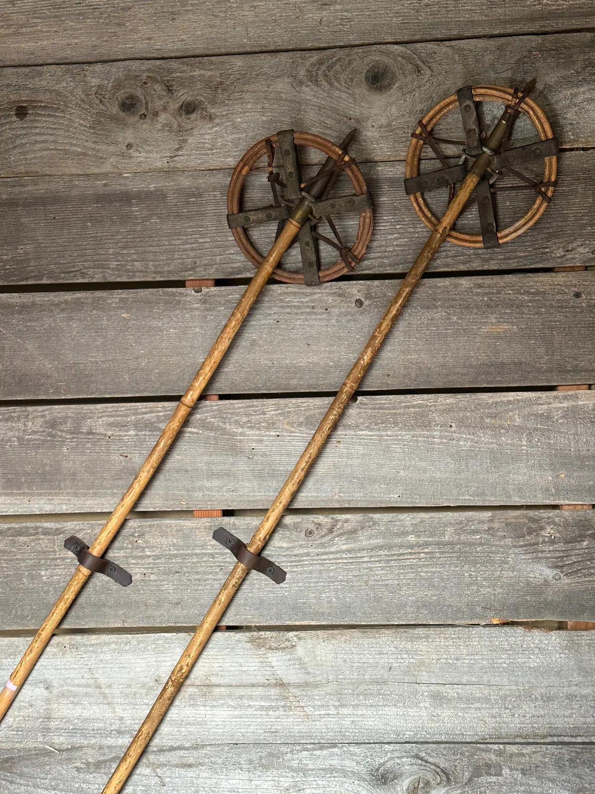 Leather Straps For Ski Poles Mounting Kit 1