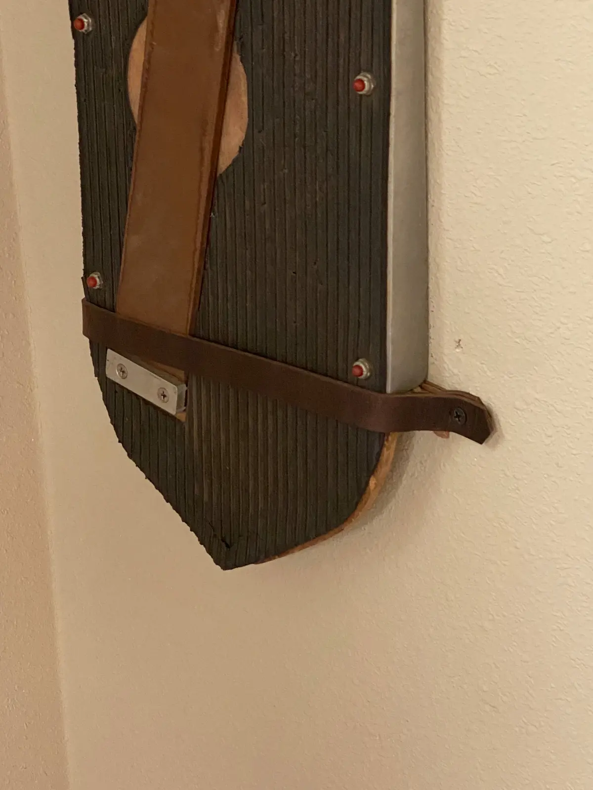 Leather Straps For Mounting Snowboards To The Wall - Includes 2 - 15" Straps And 4 Screws 2
