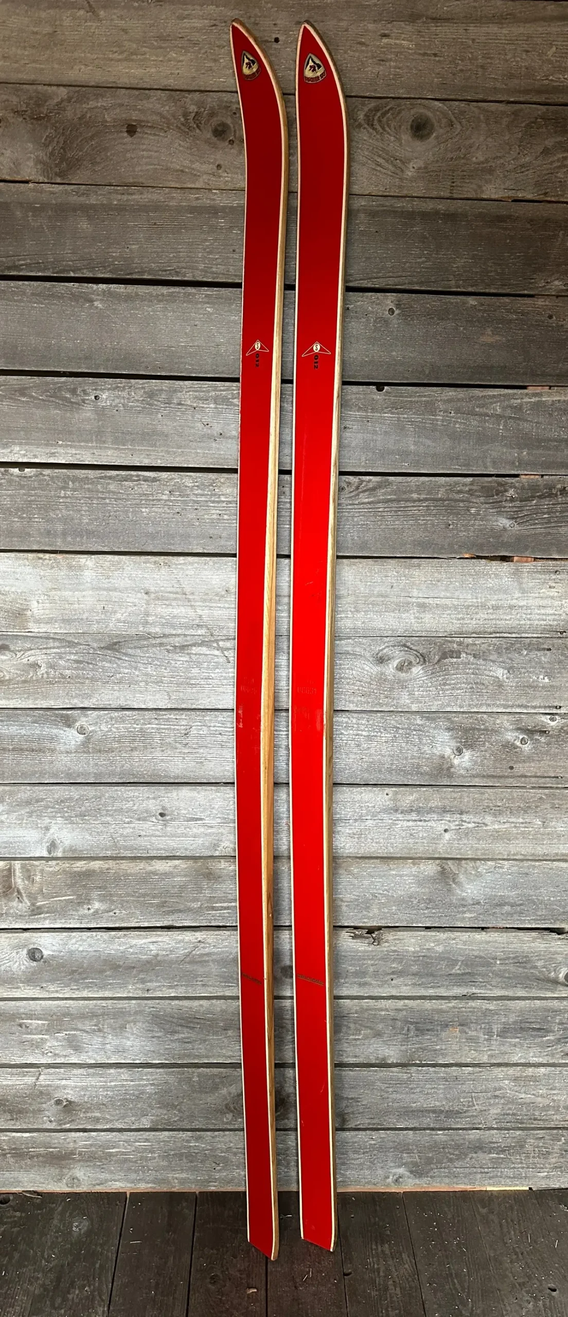 Vintage Fischer Downhill Skis 1