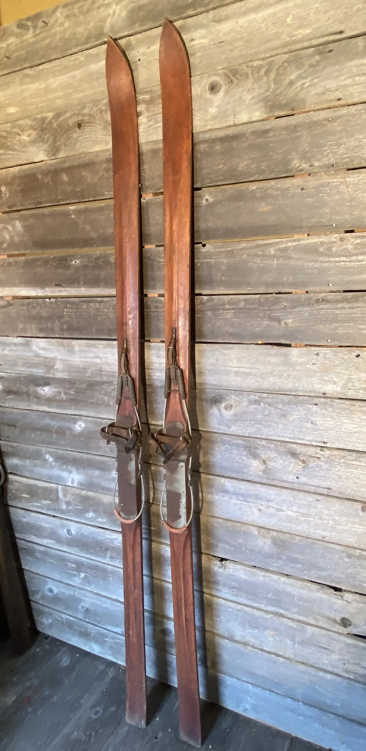 Vintage Skis - Rounded Tip 1930S 1