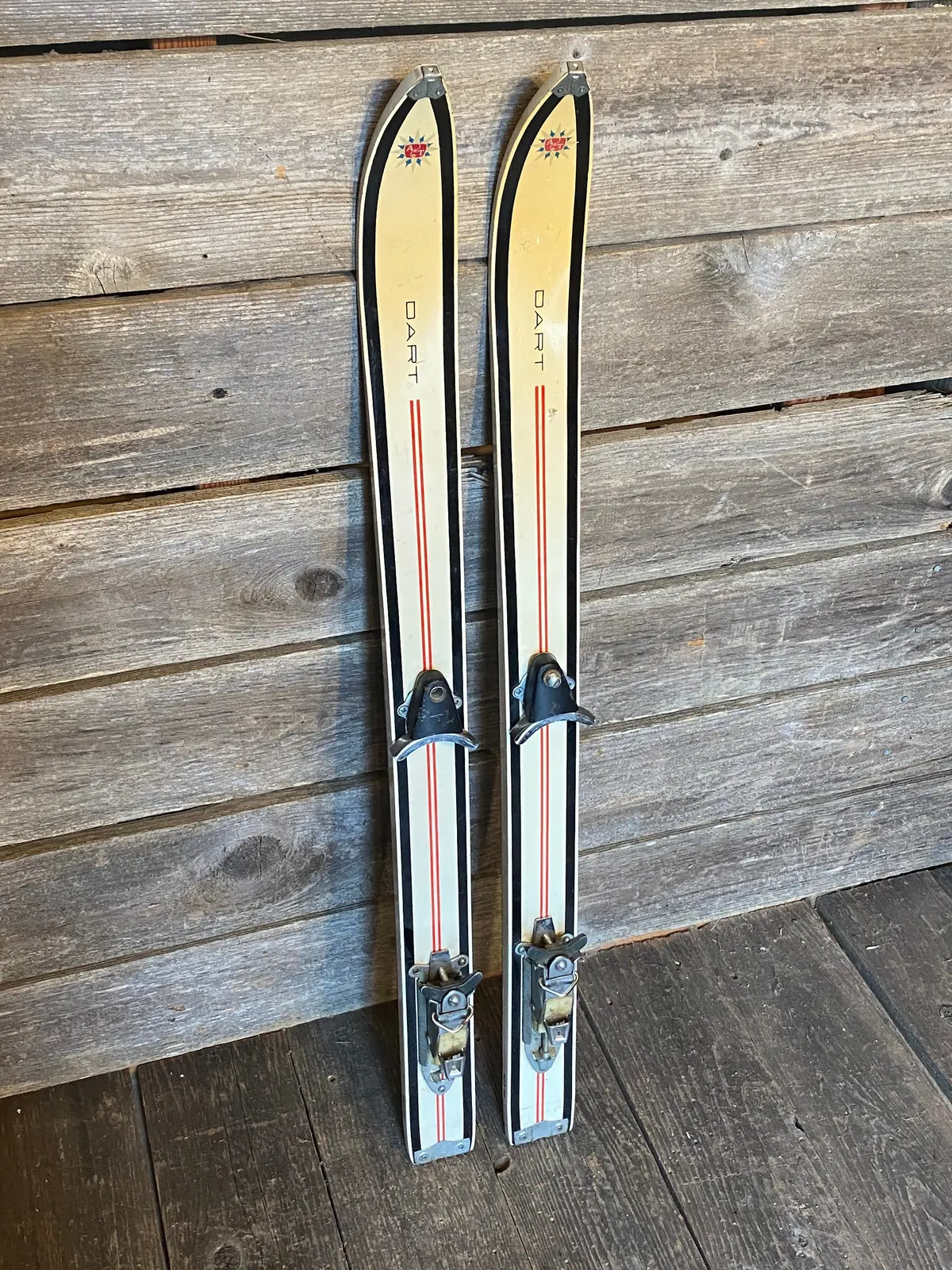 Vintage Skis - Childrens Skis - Dart 1
