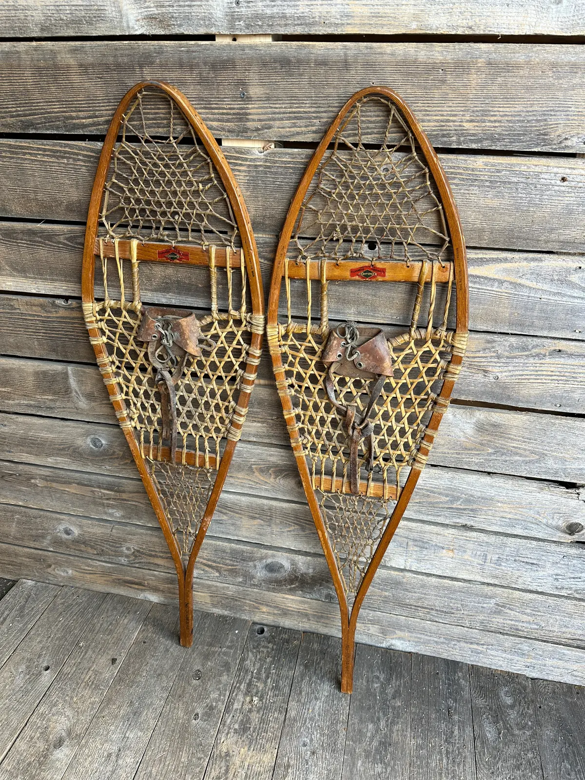 Vintage Ellingwood Turning Co. Oxford Snowshoes 1