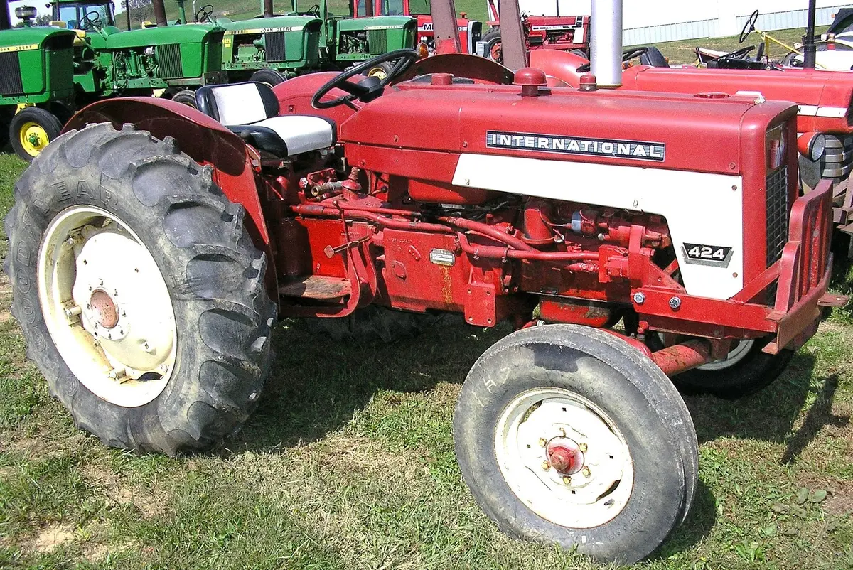 Case Ih 424 & 444 Power Train Tractor Official Workshop Service Repair Manual 1