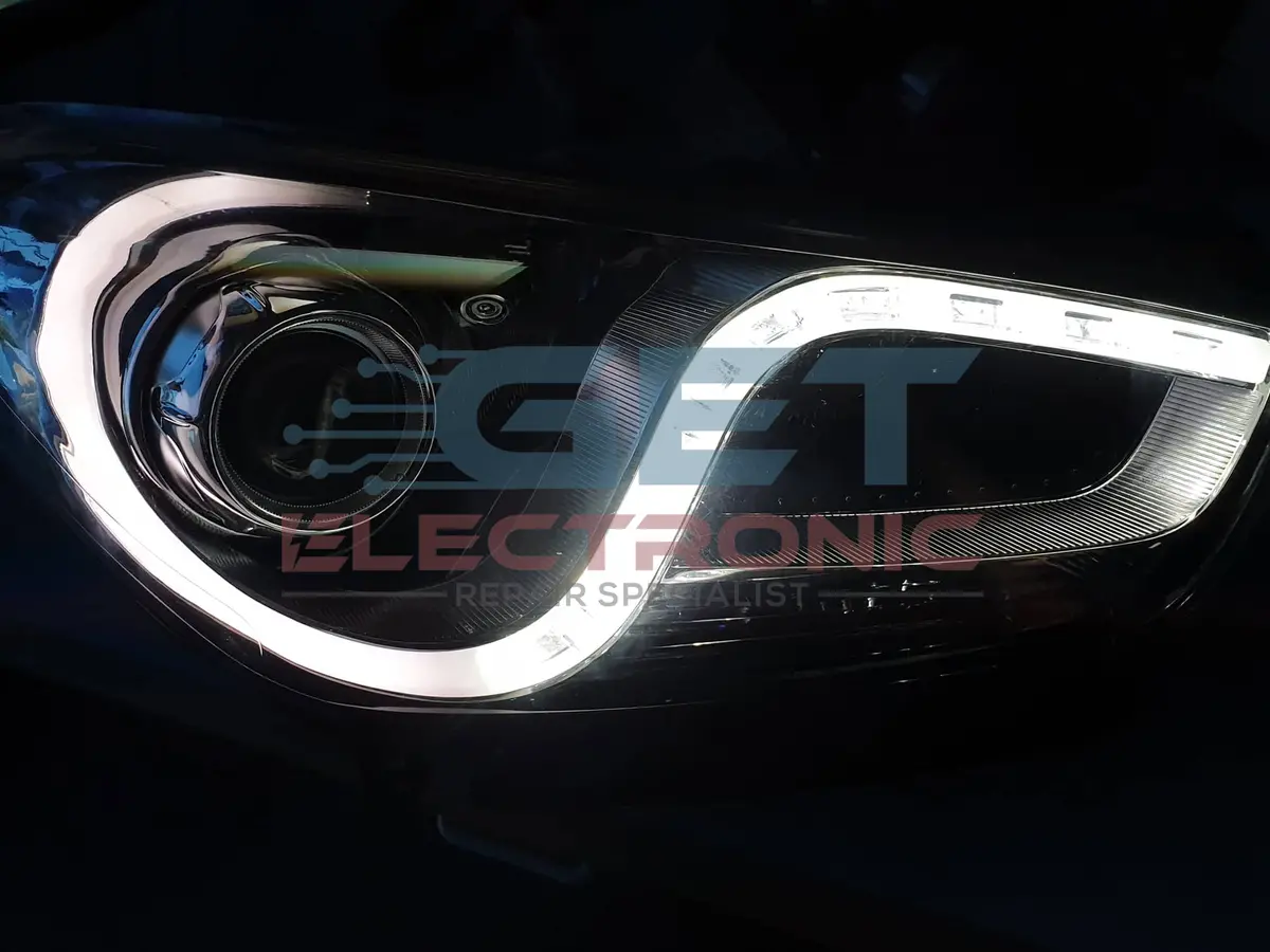 Headlight Repair Service 1