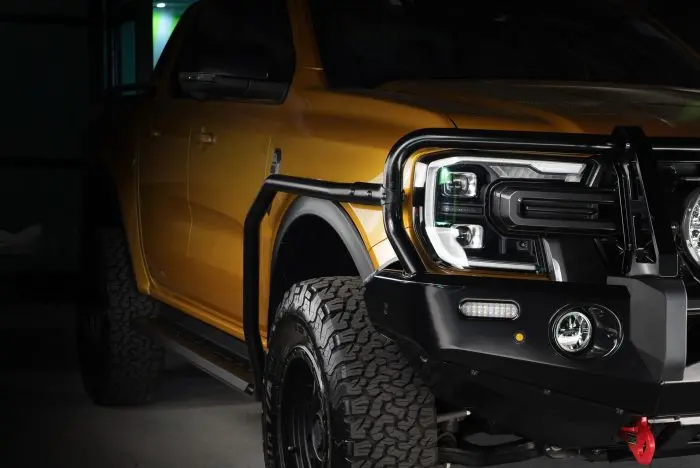 Ironman 4X4 Side Steps And Rails - Dimple Step Design 19+ Dmax (Dual & Single Cab Only) 1