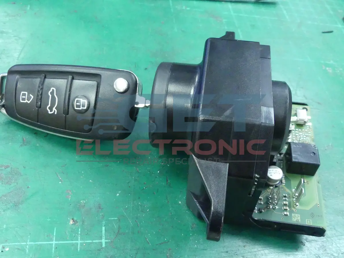 Audi A6 4F Q7 Ignition Switch 1