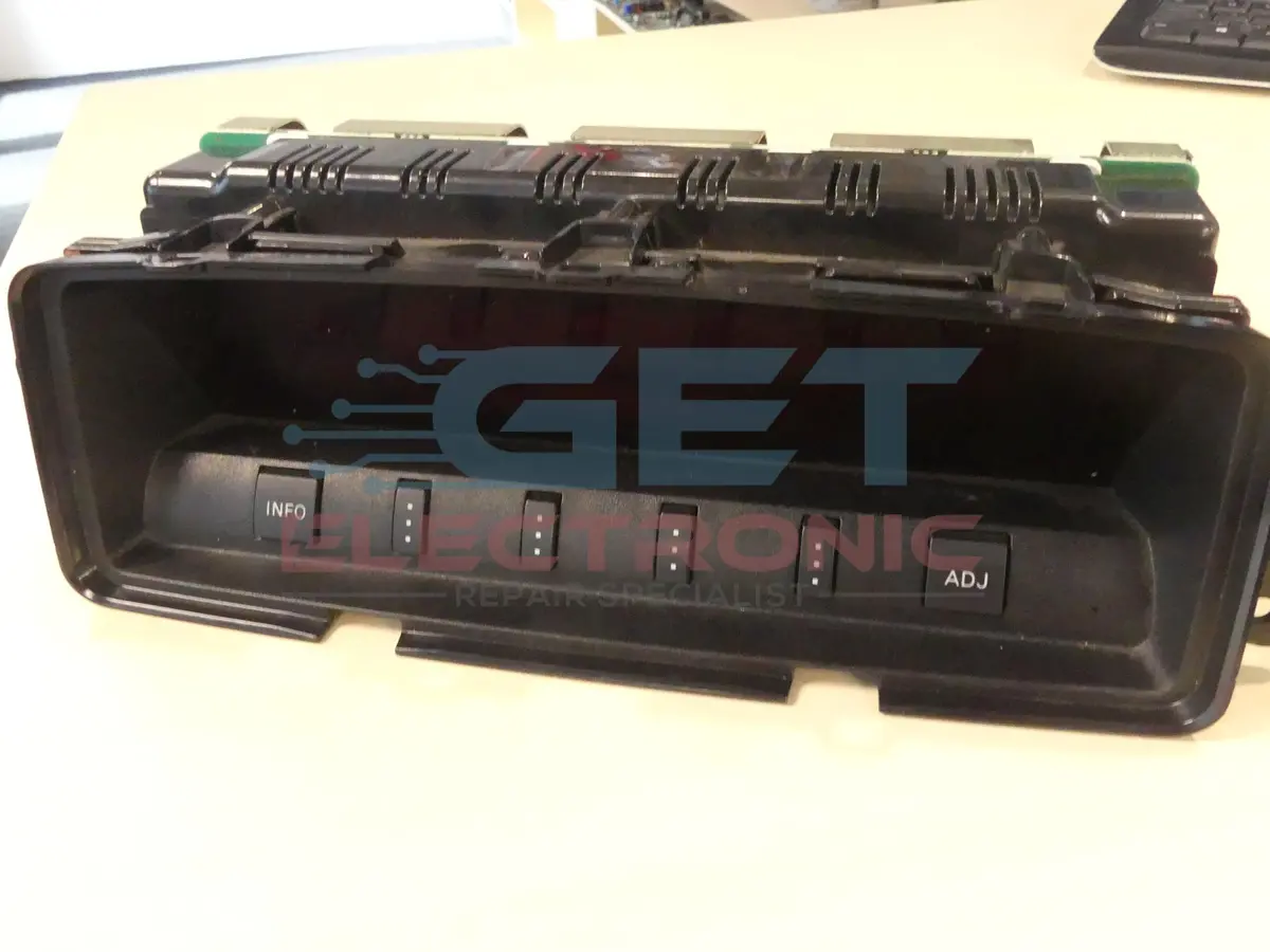 Mitsubishi Pajero Iv Display Screen - No Can Bus 1