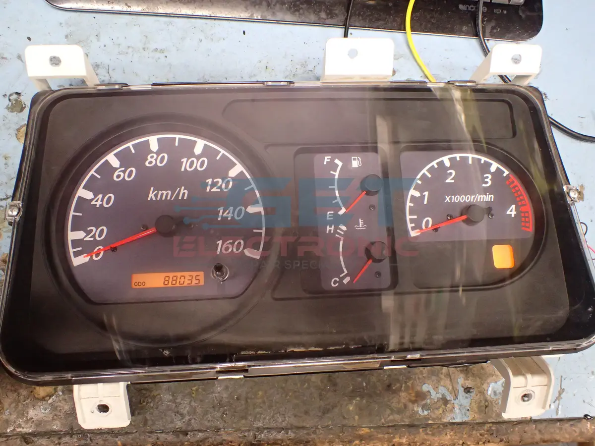 Isuzu Npr Instrument Cluster Repair Service - Intermittant Operations. 1