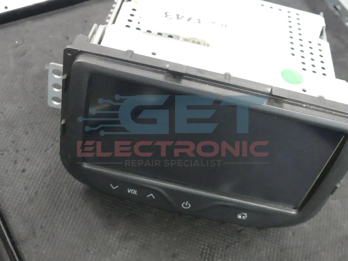Holden Colorado Touchscreen Repair – 2013 Onward (1St Gen) 1