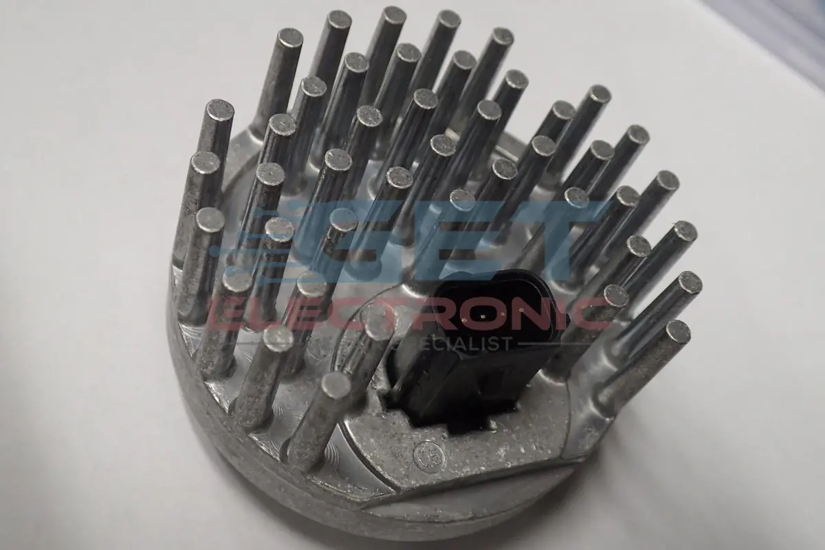 Cadillac Xts Tail Light Bulb Led Unit L2200r-4C 1